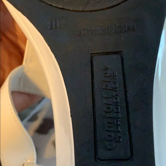 Beautiful woman brand new sandals - Picture 8 of 8